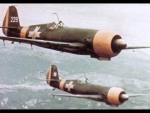 iar-80-en-formacion-FARR-Gruparea Aeriana de Lupta