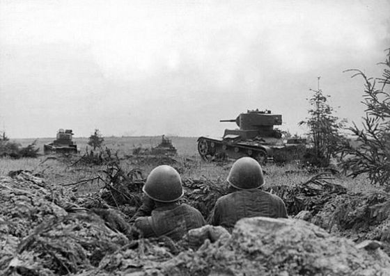 T-26 en acción t26-al-ataque-rkka-urss