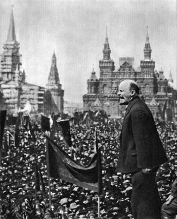 lenin plaza roja 1919